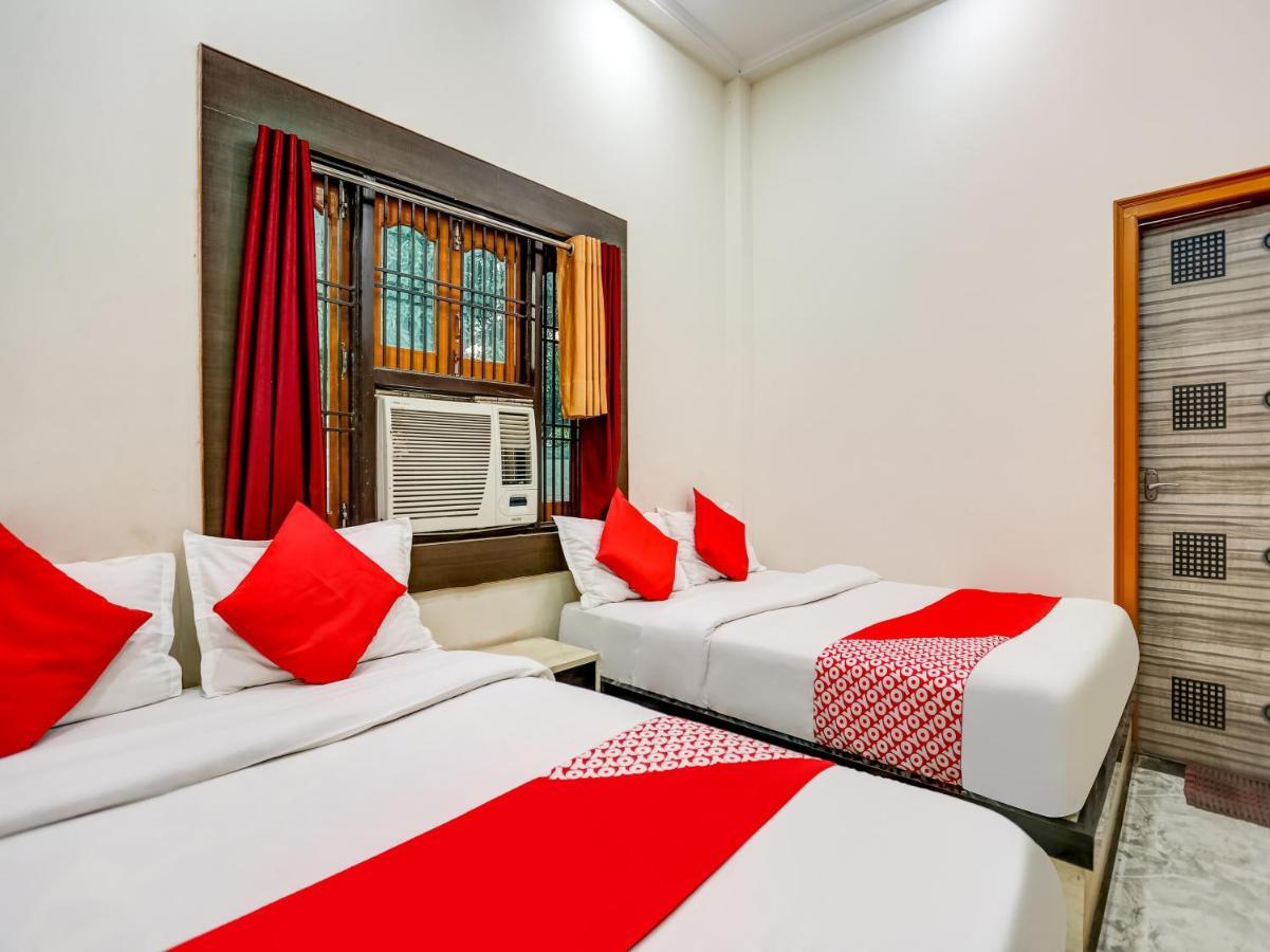 ורנאסי Oyo 75850 Vishwanath Guest House מראה חיצוני תמונה